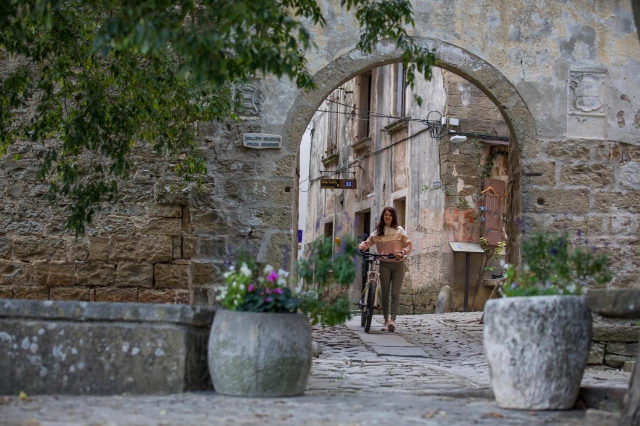 Ponte Porton Dining & krevet i doručak Groznjan